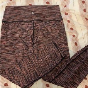 Lululemon High Rise Wunder Under 7/8th